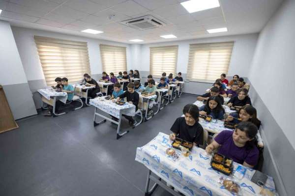 Mersin'de LGS'ye hazırlanan öğrencilere destek