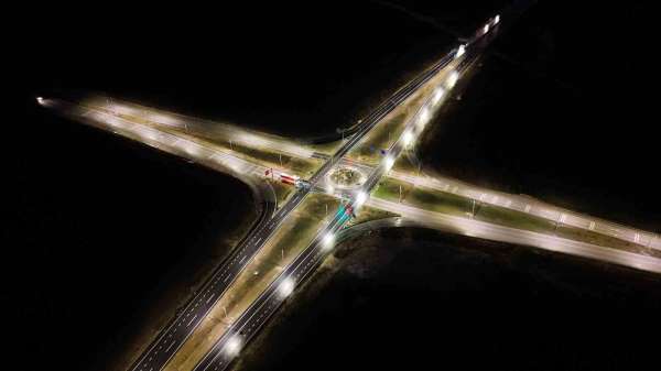 Ölümlü kazaların yaşandığı Pınarhisar-Lüleburgaz Kavşağı'nda aydınlatma çalışmaları tamamlandı