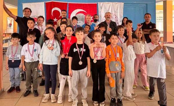 Köyceğiz'de Cumhuriyet coşkusu satrançla buluştu