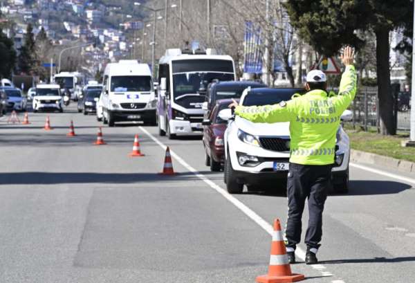 Ordu'da trafik denetimleri: 20 bine yakın araç ve sürücüsü denetlendi