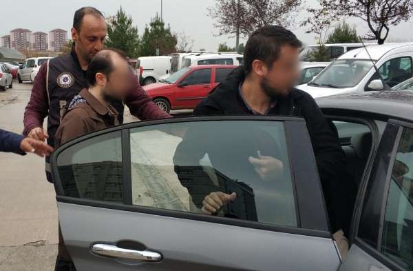 FETÖ'den gözaltına alınan 2 kişi yeniden emniyete götürüldü 