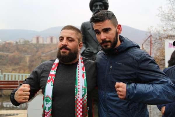 Şampiyon Camkıran memleketi Tunceli'de sevgiyle karşılandı 