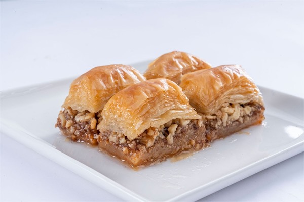 Baklava Nedir? Türk Mutfağının Efsane Tatlısı