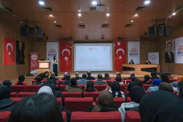 Hitit Üniversitesi'nde 'Kadının Güçlendirilmesi' paneli