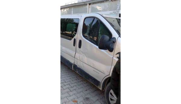 Mardin'de park halindeki araca silahlı saldırı