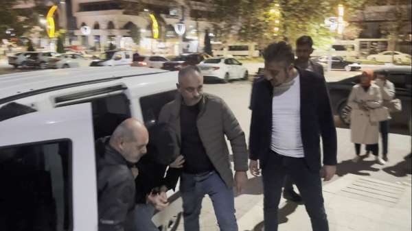 Ordu'da silahla kuyumcuyu soyan zanlı adliyeye sevk edildi