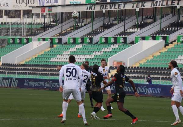 Süper Lig: Yukatel Denizlispor: 0 - Ankaragücü: 2 (İlk yarı) 