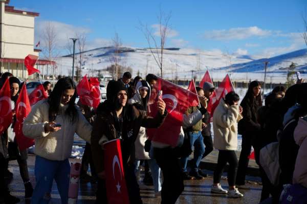Bayburt'ta 'Şehitlere Saygı Yürüyüşü' düzenlendi
