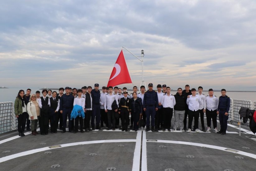 Samsun Denizcilik Lisesi öğrencileri TCSG Dost'ta