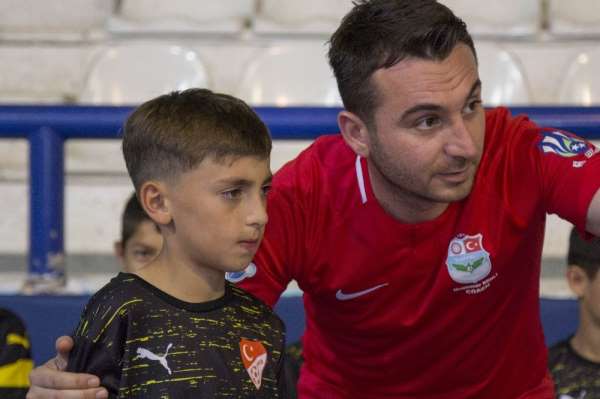 Yahyalıspor Altyapısı Muammer Benli'ye Emanet