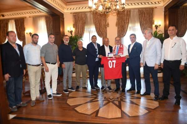 Antalyaspor Derneği yeni yönetiminden ziyaret turu 