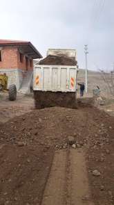 Şuhut Belediyesi yol bakım ve yenileme çalışmalarına devam ediyor 