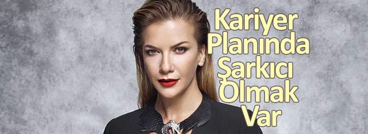 Güzel model şarkıcı olmaya karar verdi