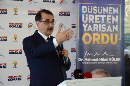 Bakan Dönmez: 'İstiklalde ıslık çalanlar, Anadolu'da miting yaparken ezan okunun