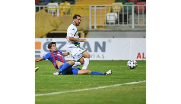 Bursaspor sahasında Altınordu'ya hiç yenilmedi - Bursa'da oynanan maçlarda İzmir temsilcisinin golü yok 