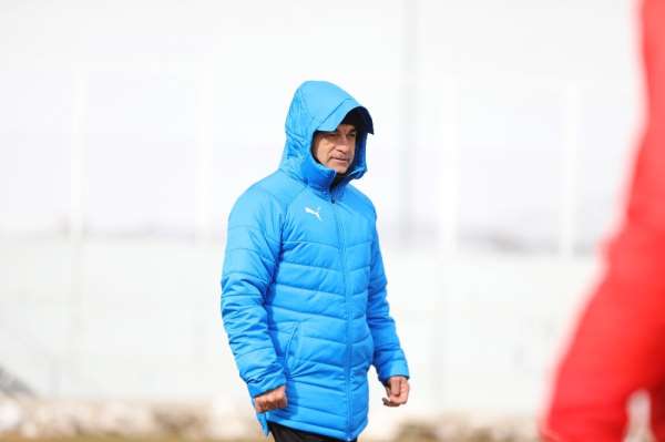 Çalımbay: 'Transfer olacak arkadaşları bekliyoruz'