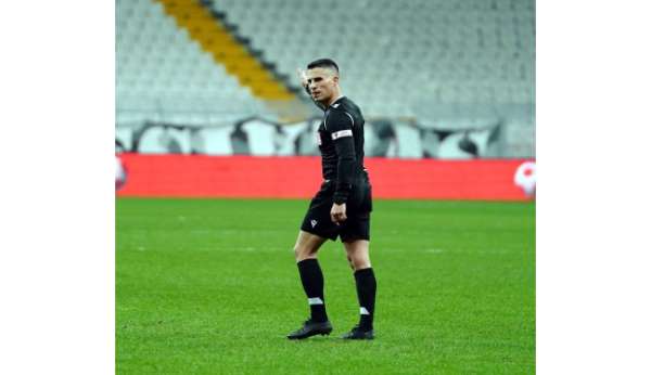 Denizlispor -Göztepe maçının hakemi Sarper Barış Saka oldu 