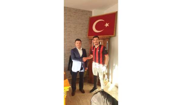 Uşakspor, Mert Çakar'ı renklerine bağladı 