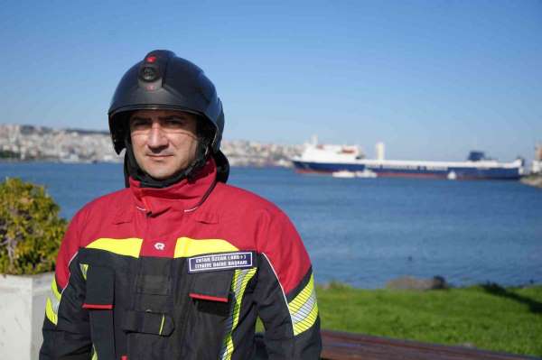 İtfaiye Daire Başkanı Özcan: '2 buçuk saat süren hummalı çalışma ile yangın kontrol altına alındı'