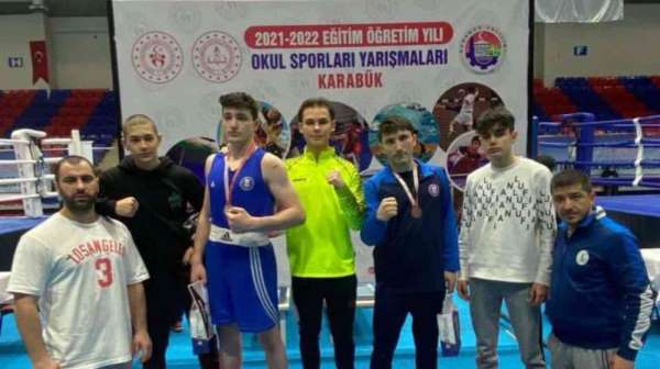 Kütahya Atatürk Anadolu Lisesi öğrencilerinden Türkiye Şampiyonluğu
