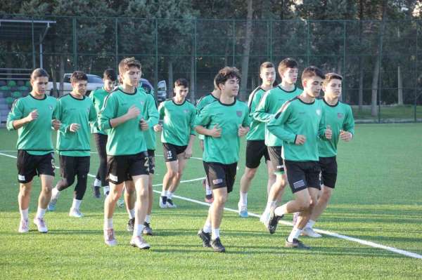 Ankara'dan 3 puan çıkartan Denizlispor'un gençleri, Bandırma maçına odaklandı