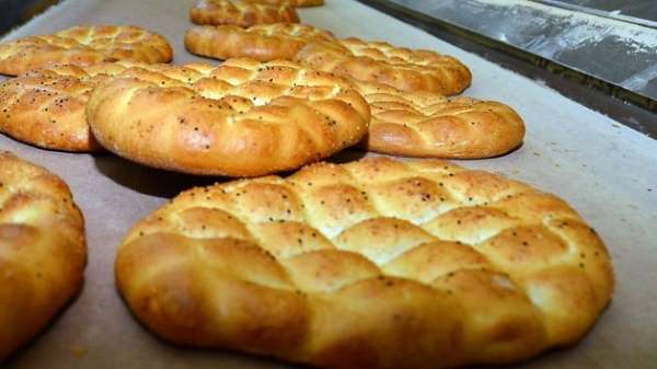 Uşak'ta Ramazan pidesinin fiyatı belli oldu