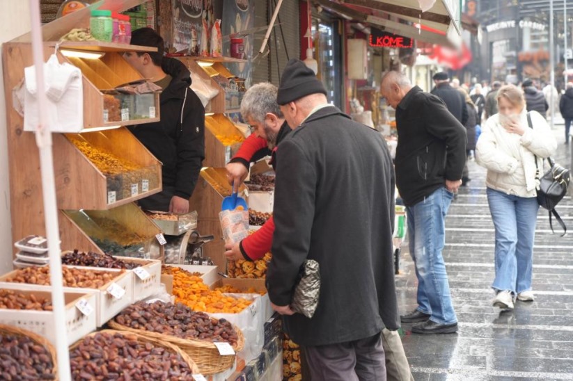 Samsun'da çarşı pazarda Ramazan bereketi