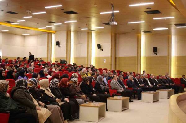 Sakarya Üniversitesi'nde 'İlahiyat İlimlerinin Güncel Anlamı' konuşuldu