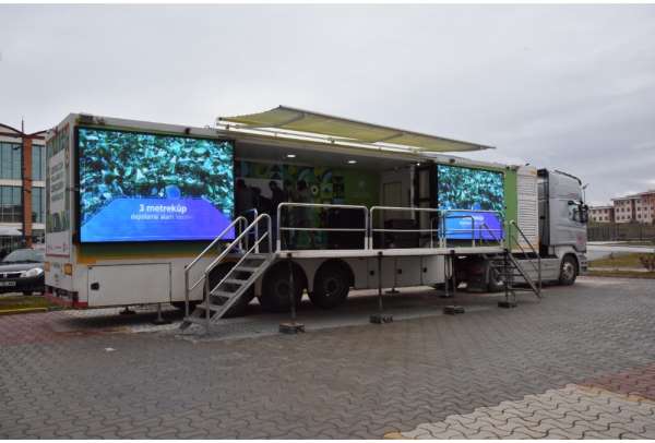 Kastamonu Üniversitesi'nde 'çevre tırı' öğrencilerle buluştu