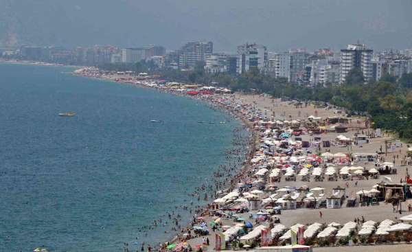 Türkiye turizmde 2024 yılına damga vuracak: 'Tarihimizde ilk defa erken rezervasyonda İspanya'nın önüne geçtik