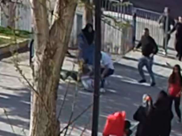 Aksaray'da okul müdürüne saldırı anı kamerada