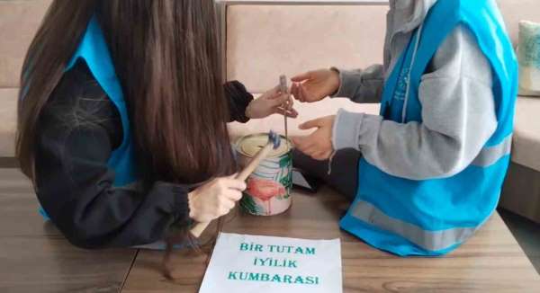 Üniversiteli öğrencilerden 'Bir Tutam İyilik' projesi