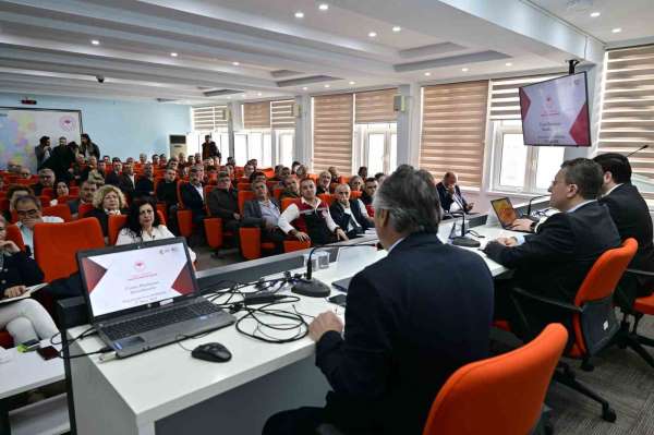 Hayvancılık sektör değerlendirme toplantısı İzmir'de gerçekleştirildi.