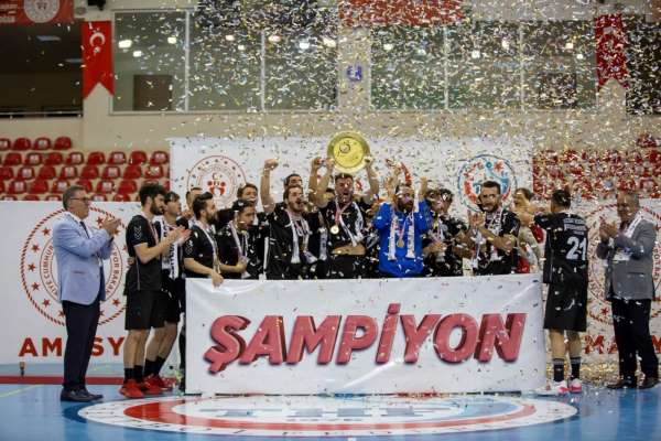 Hentbol Erkekler 2. Ligi'n şampiyonu Yozgat Belediyesi Bozok Hentbol Spor oldu