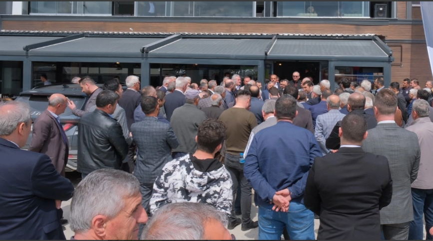 Topsakal Kavak'ta konuştu: 'Vatandaşın kararı belli'