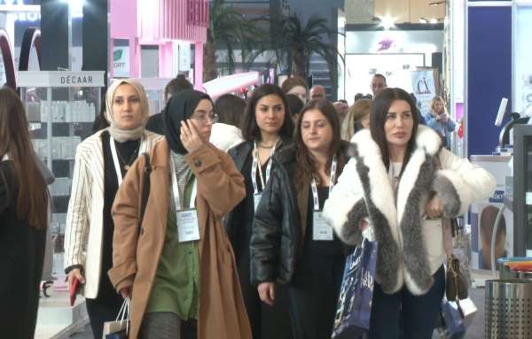 Kadınlardan güzellik ve kozmetik ürünlerine yoğun ilgi - İstanbul haber
