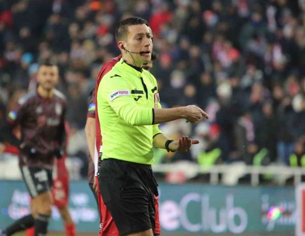 Zorbay Küçük, Sivasspor'un 8 kez maçını yönetecek - Sivas haber