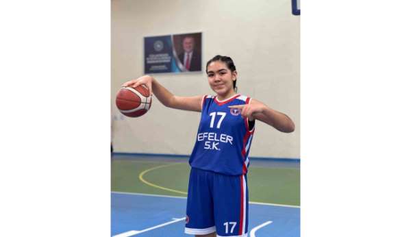 Ahmetli'de GSB Spor Okulundan yetişen basketbolcu Şeyma Aydın Manisa'nın gururu oldu