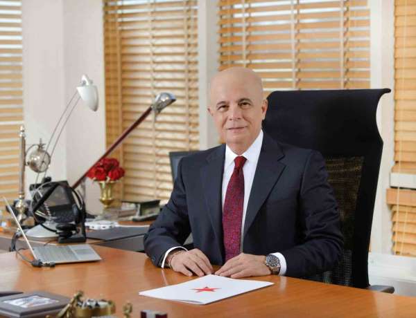Ali Ülker yönetim kurulu başkanlığını Mehmet Tütüncü'ye devretti