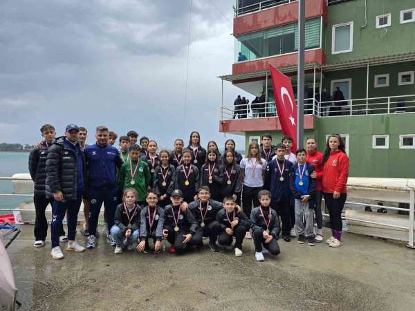 Kağan Ege Baran'ın hatırası için kürek çektiler