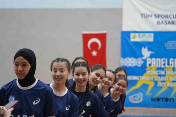 Kazakistanlı öğrenciler Bartın'da buluştu