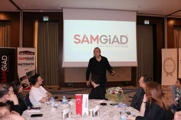 Sunay Akın'dan Samsun'da söyleşi