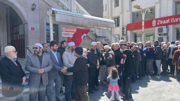Türkeli'de ilk hacı kafilesi dualarla uğurlandı