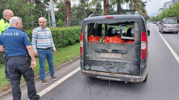 Samsun'da kamyonet hafif ticari araç ile çarpıştı: 1 yaralı