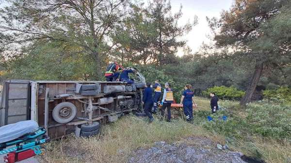 Balıkesir'de kamyonet kaza sonucu ters döndü; 1 yaralı