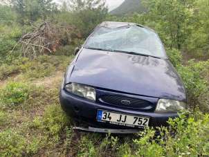 Bilecik'te meydana gelen trafik kazasında 4 kişi yaralandı