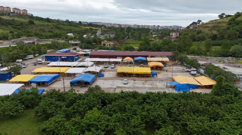 Samsun'da kurban pazarı yüzleri güldürdü: 'Hayvanların çoğunu sattık'