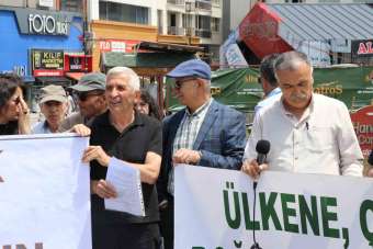 Sivas'ta bir kişinin öldüğü maden kazası protesto edildi