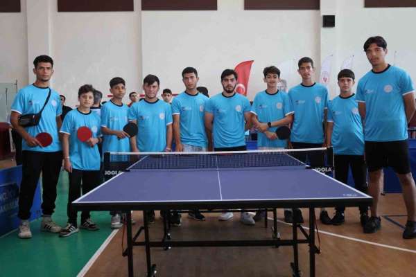 Hatay'da 600 öğrenci İmam Hatip Spor Oyunlarında ter döktü