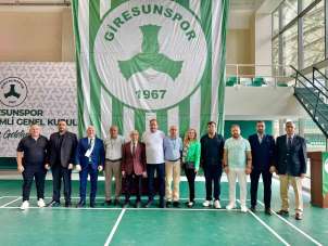 Giresunspor'da Başkan Emin Eltuğral, güven tazeledi